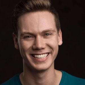 Meet your Posher, Cameron