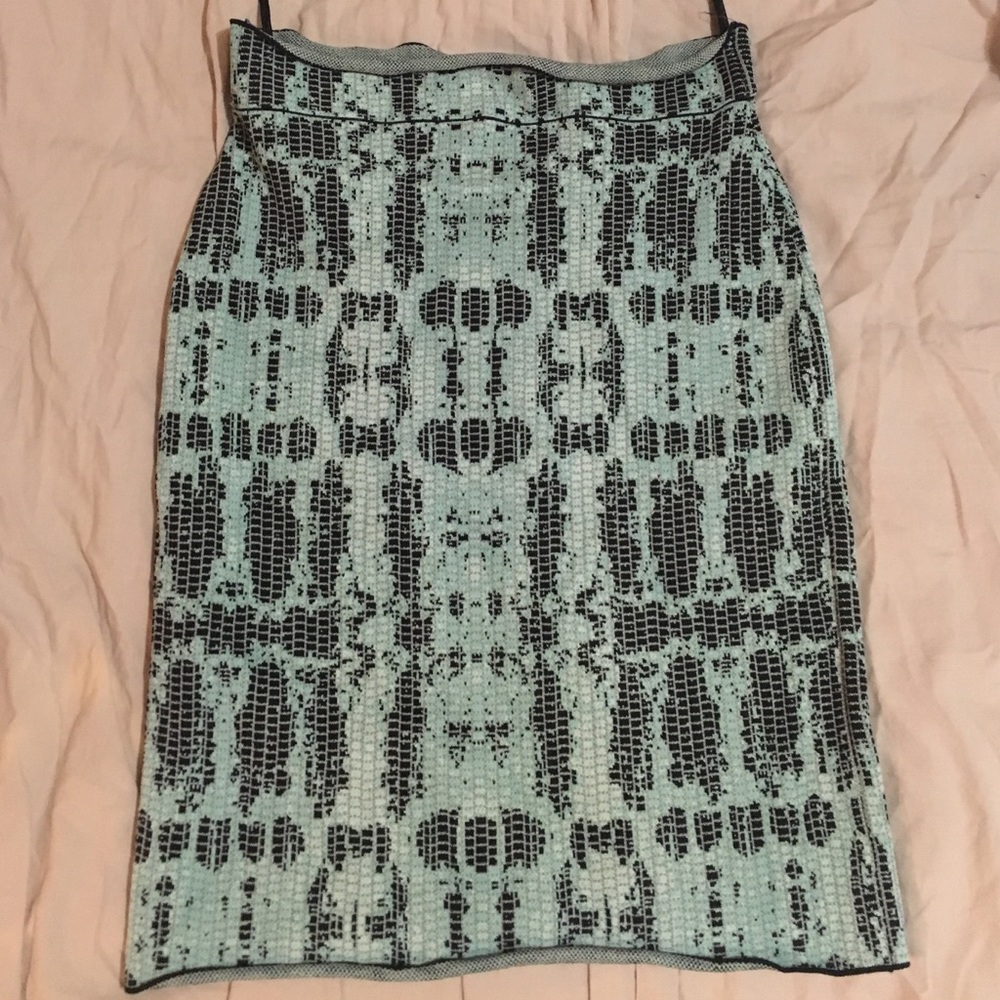 BCBG Maxazria Skirt Black and White