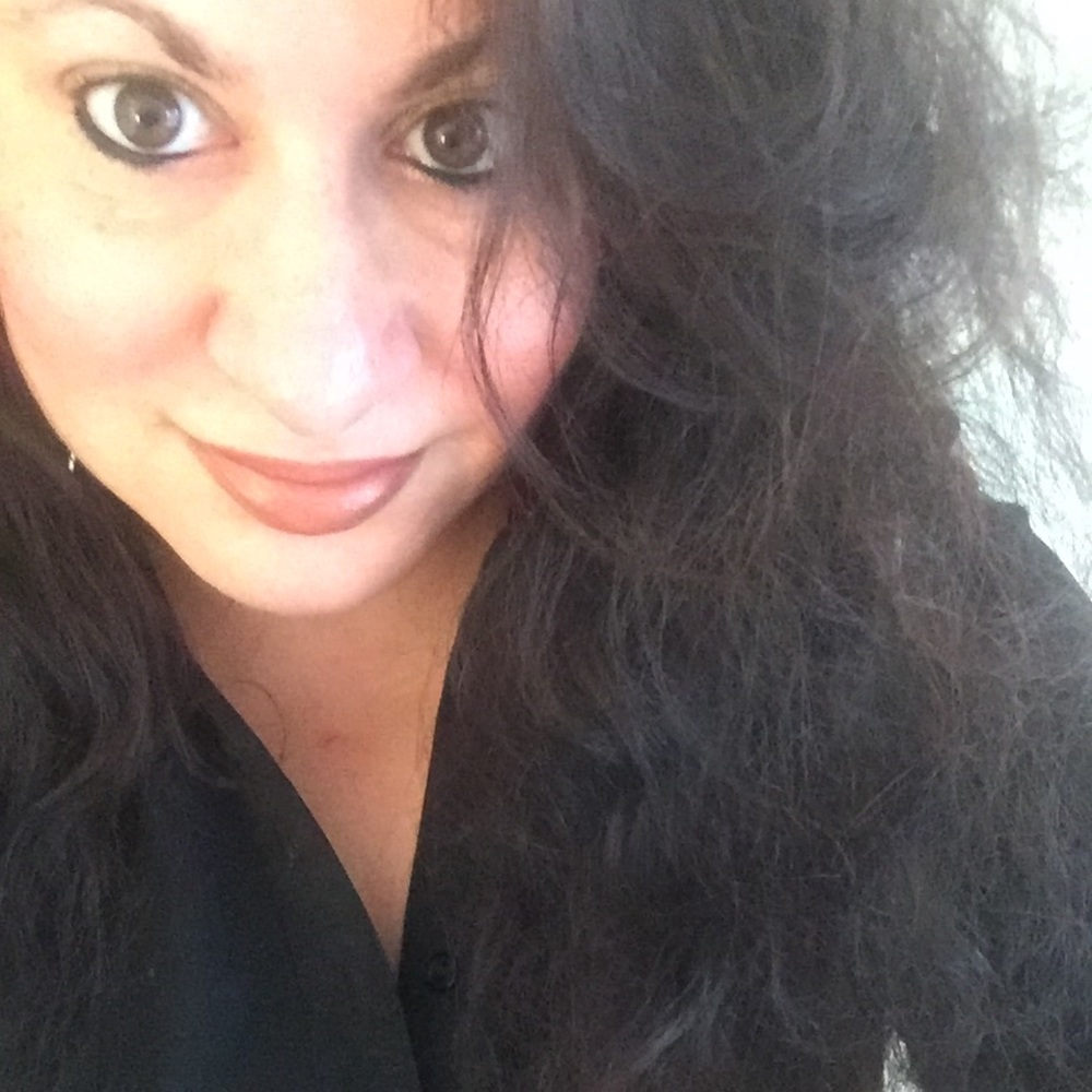 Meet your Posher, Melissa