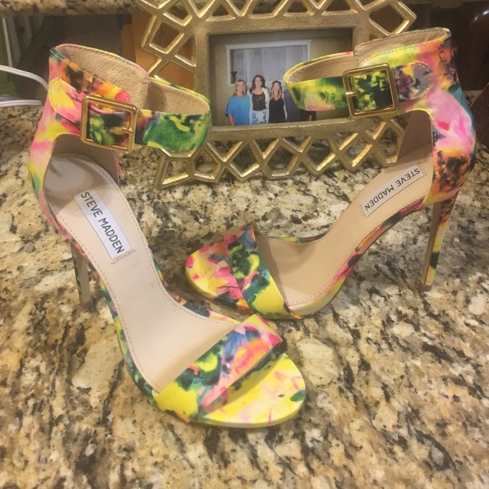 Steve Madden Spring heel!🌷🌸🦋