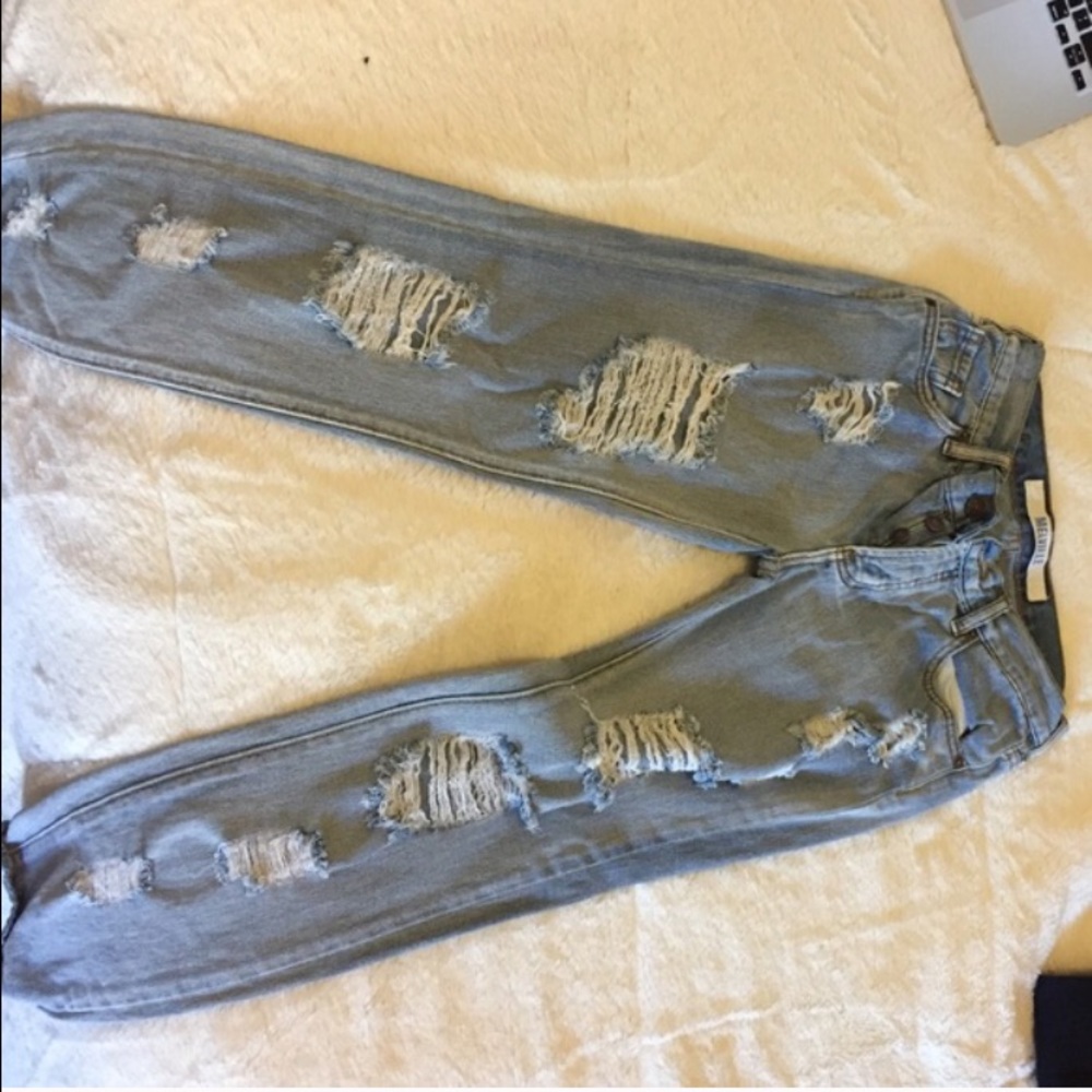 brandy melville boyfriend jeans