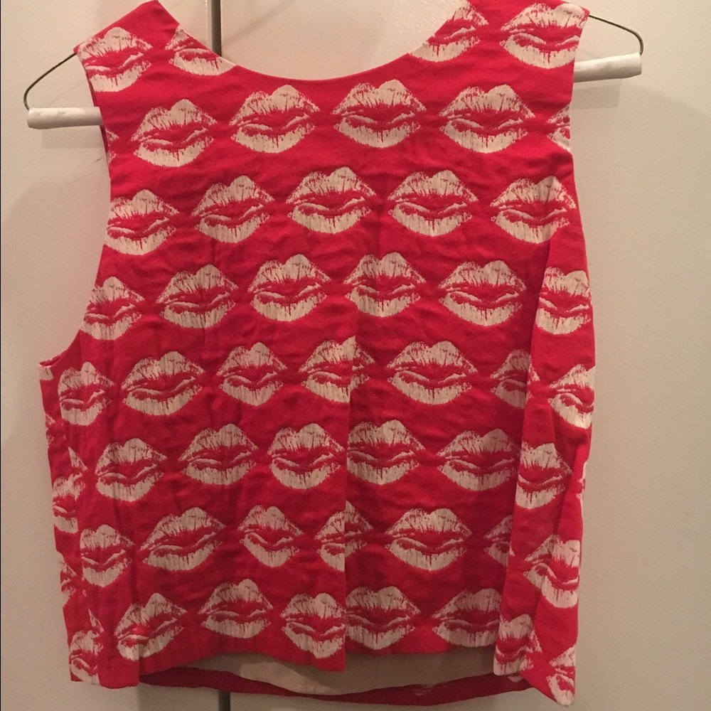 Sam Edelman Lips Crop Top