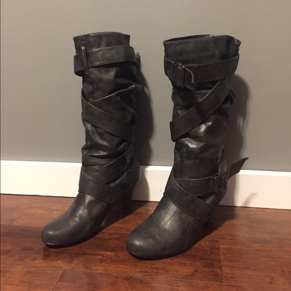 Grey heeled boots - Picture 1 of 3