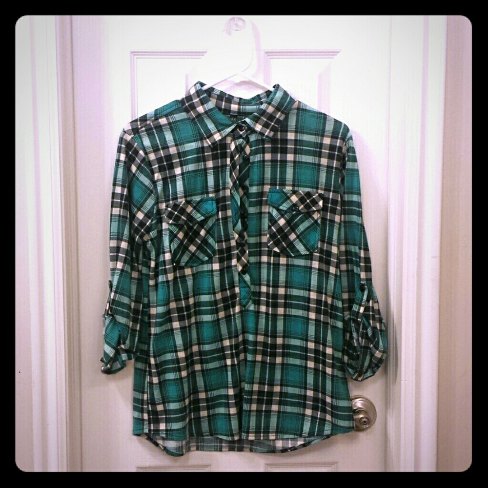 Plaid long sleeve shirt!