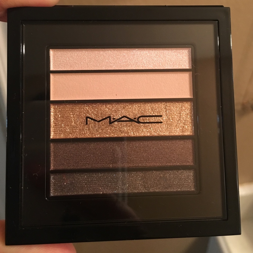 Mac Eye Shadow