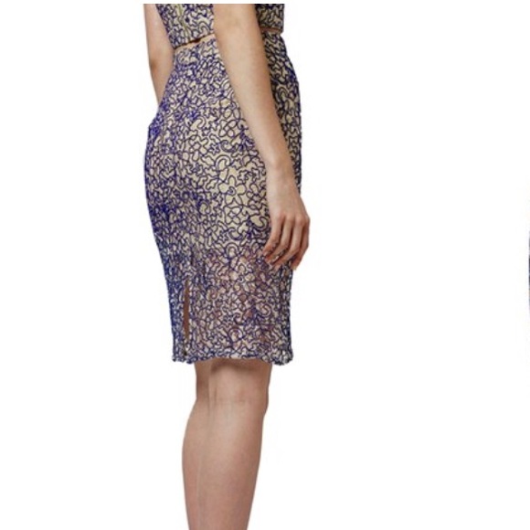MOVING SALE Final price!NWT Topshop Lace Skirt - Picture 3 of 4