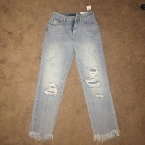 kendall and kylie mom jeans