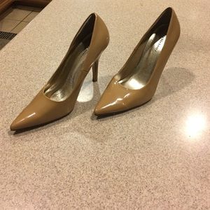 Pointed Beige heels