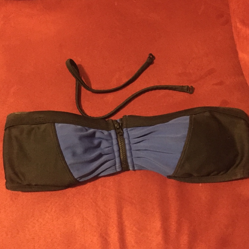 Swim suit top