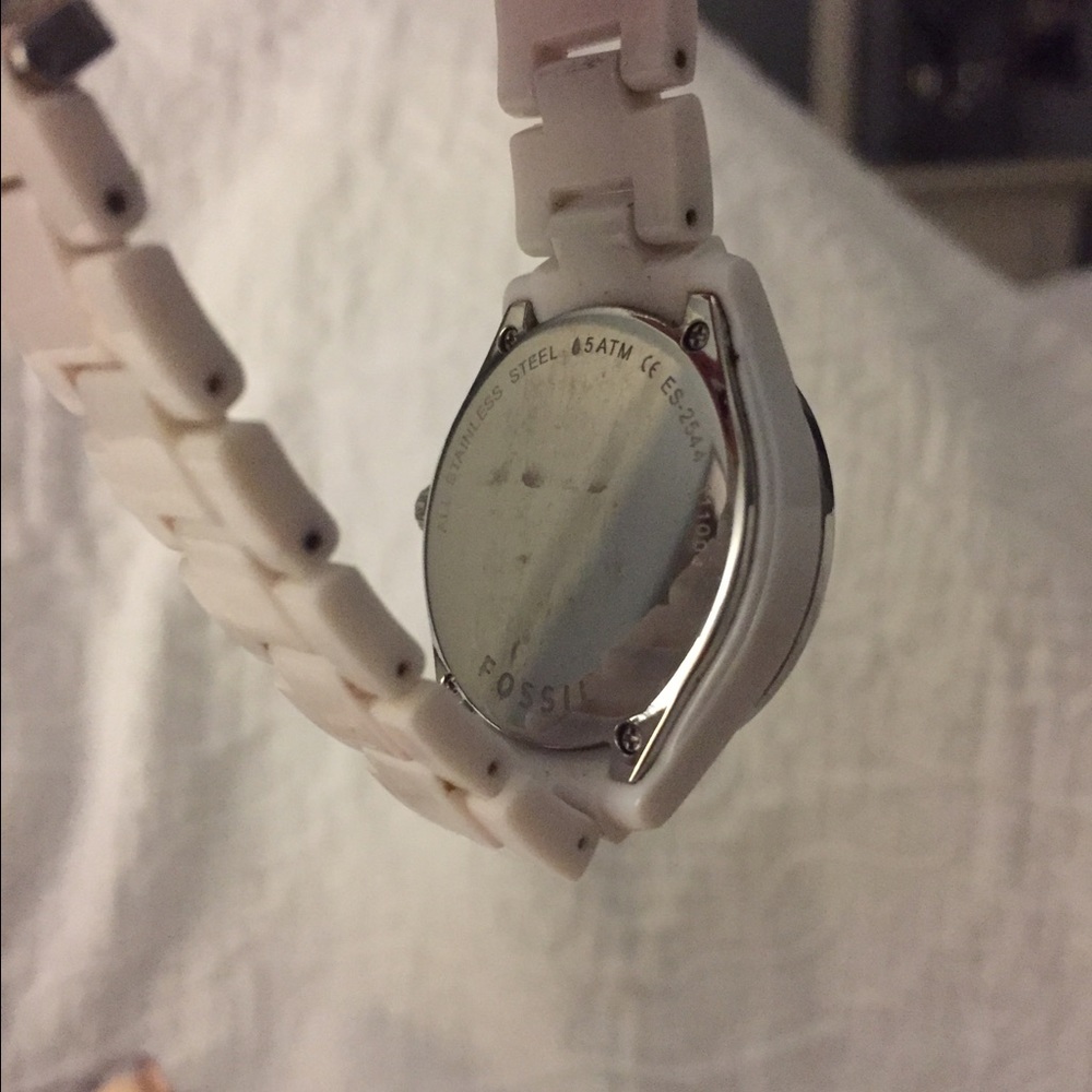 White Fossil Watch - image 3