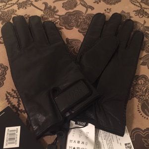 Hugo Boss Leather Gloves