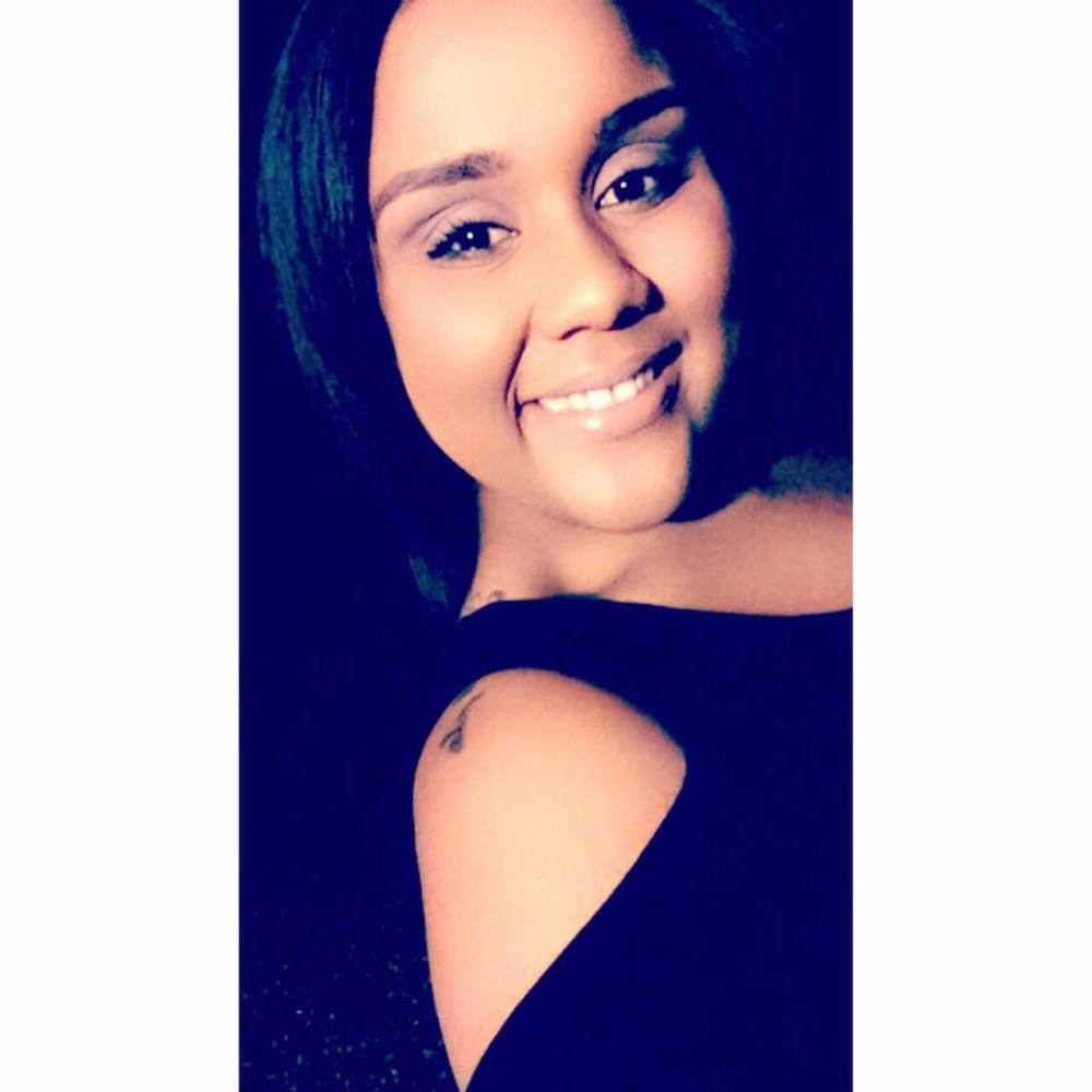 Meet your Posher, Tenielle