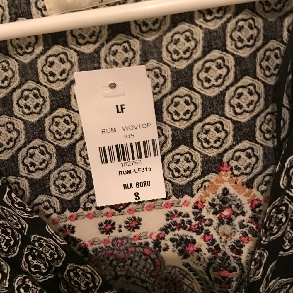 (size small) - Picture 2 of 4