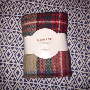 **BRAND NEW** Modcloth Blanket Scarf