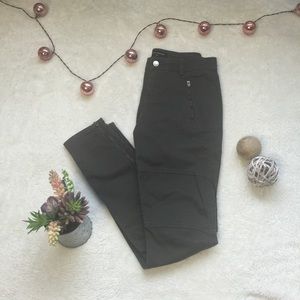 Green high rise skinny cargo pants