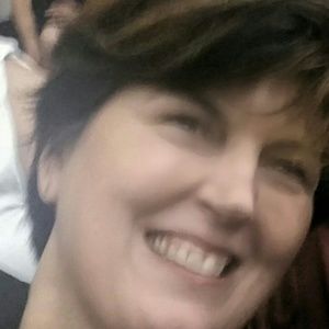 Meet your Posher, Carrie