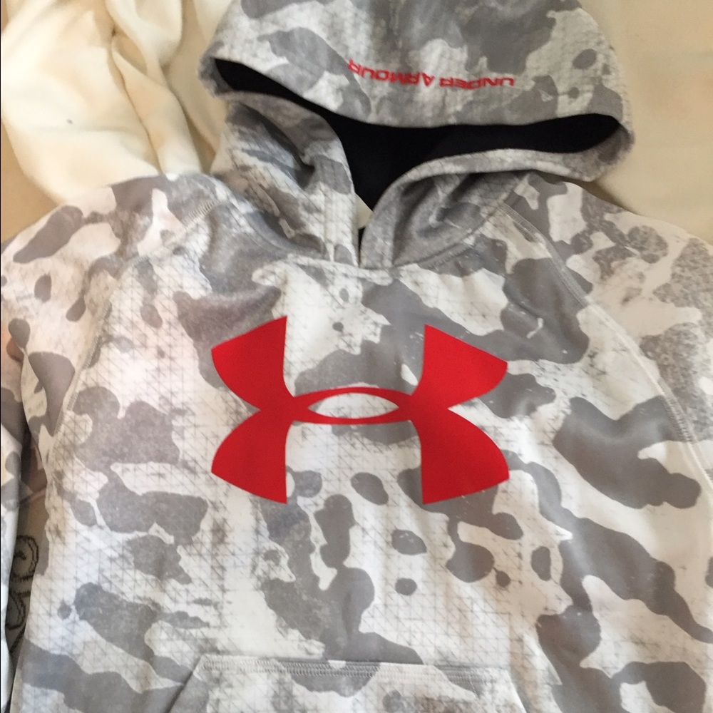 BOYS HOODED SWEATSHIRT