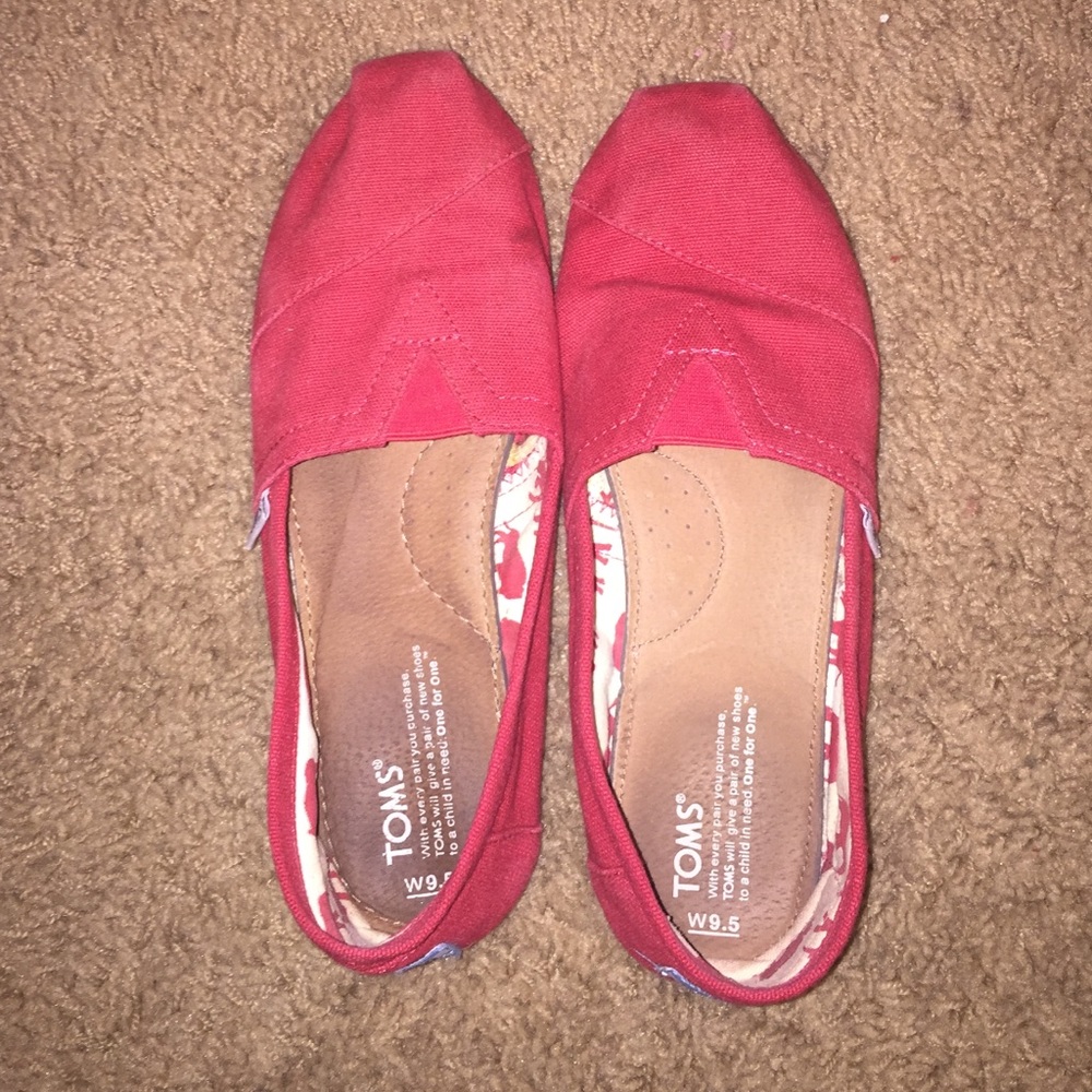 Red TOMS