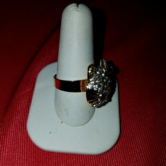 Hello kitty crystal ring - Picture 3 of 4