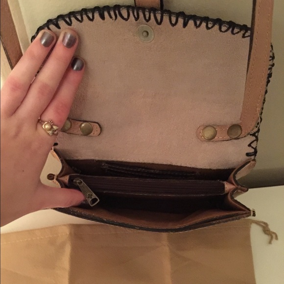 Patricia Nash leather purse - Picture 3 of 4