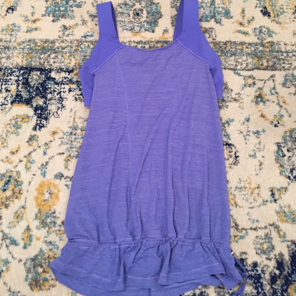 Lululemon top