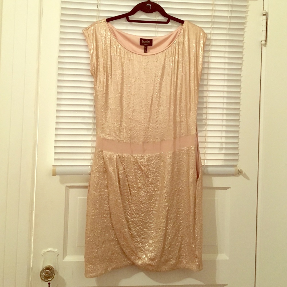 Laundry sequence dress. Blush color