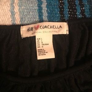 black h&m coachella collection open shoulder top