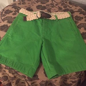 Abercrombie & Fitch Green Khaki Shorts W/ Belt.