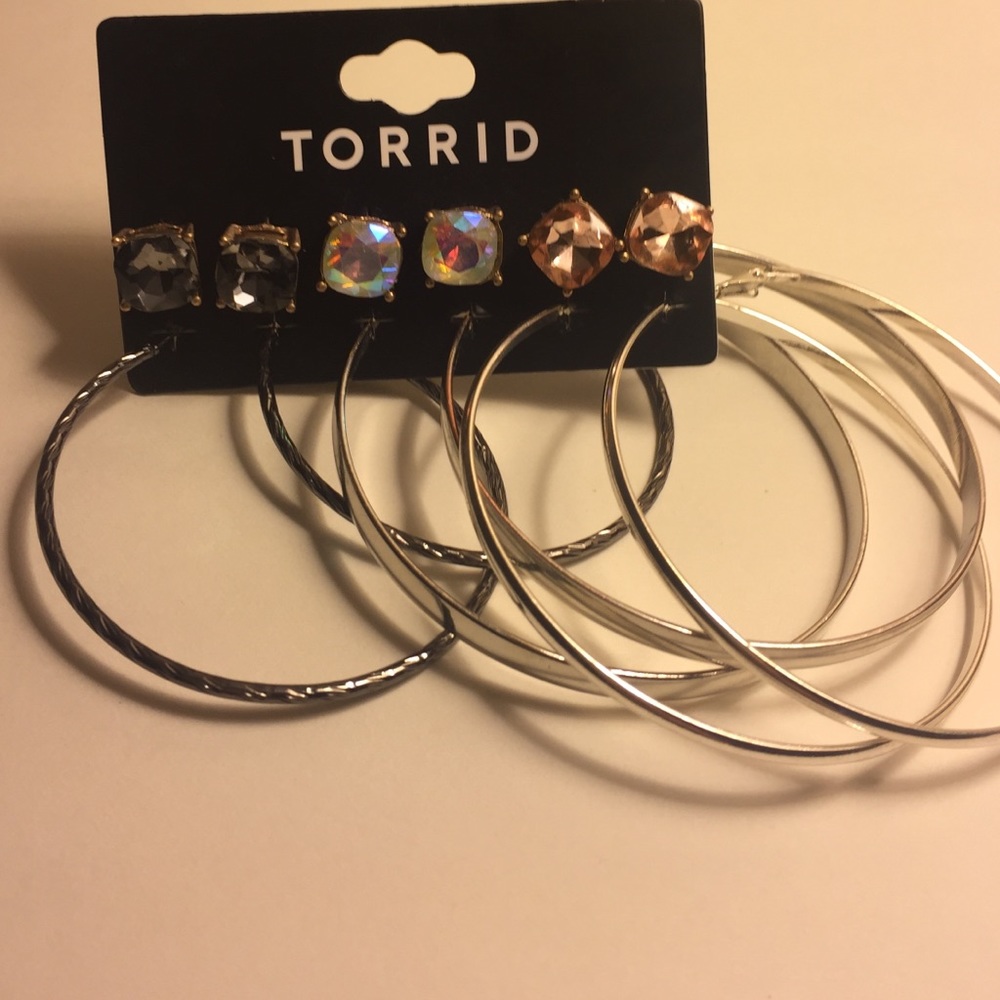 Earrings: stud and hoops
