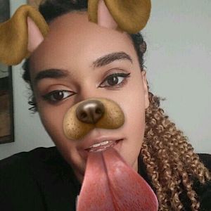 Meet your Posher, Rayna