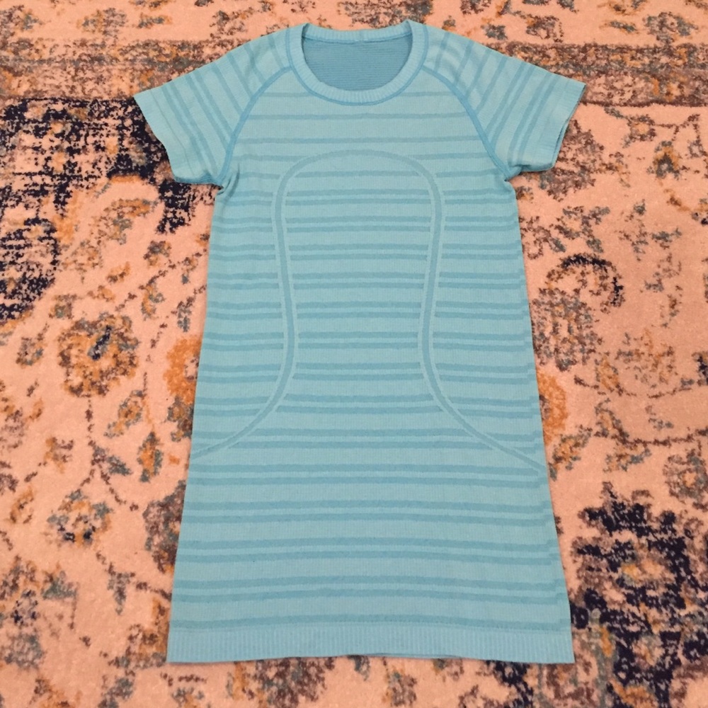 Lululemon shirt