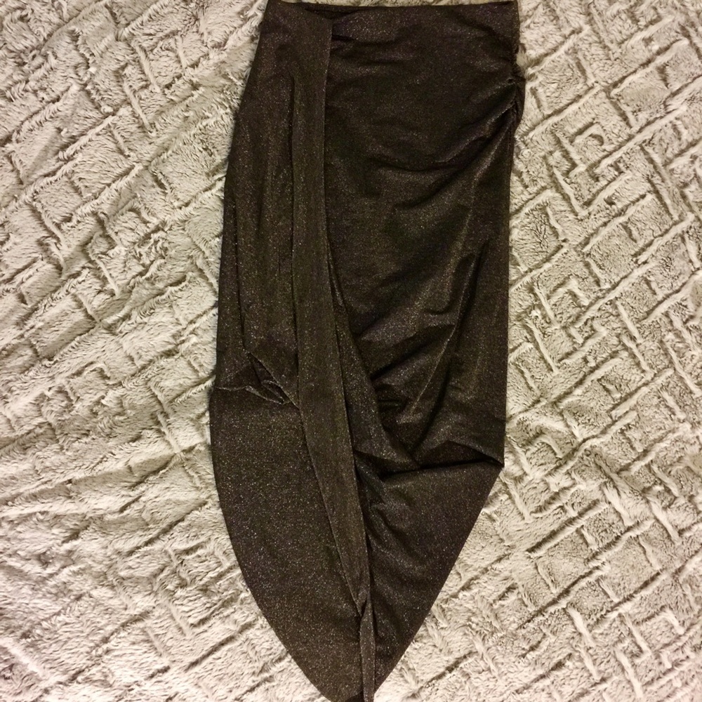 H&M asymmetrical gold sparkly skirt
