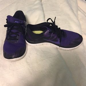 Purple Nike Free 4.0