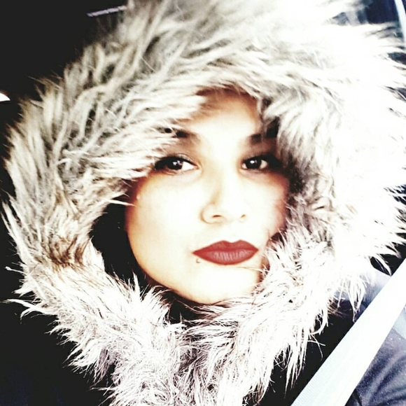 Meet your Posher, Luz - Picture 1 of 1