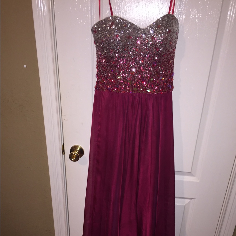 Sz 0 prom dress my daughter wore it once