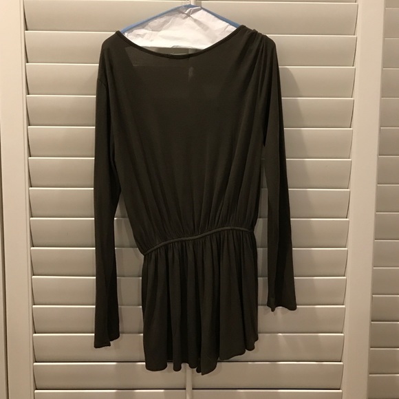 Army Green Long sleeve romper - Picture 2 of 2