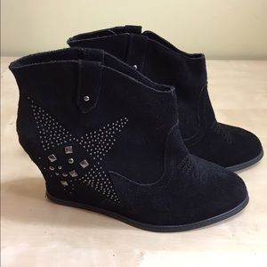 Naughty Monkey Giddy Up Suede Ankle Booties Sz 10