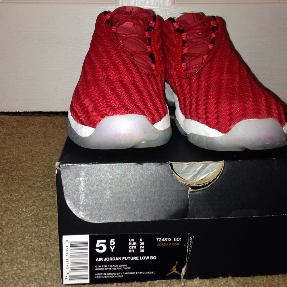 Air Jordan Future Low Bg