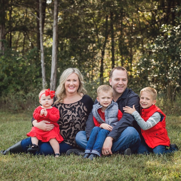 Meet your Posher, Kelly - Picture 2 of 5