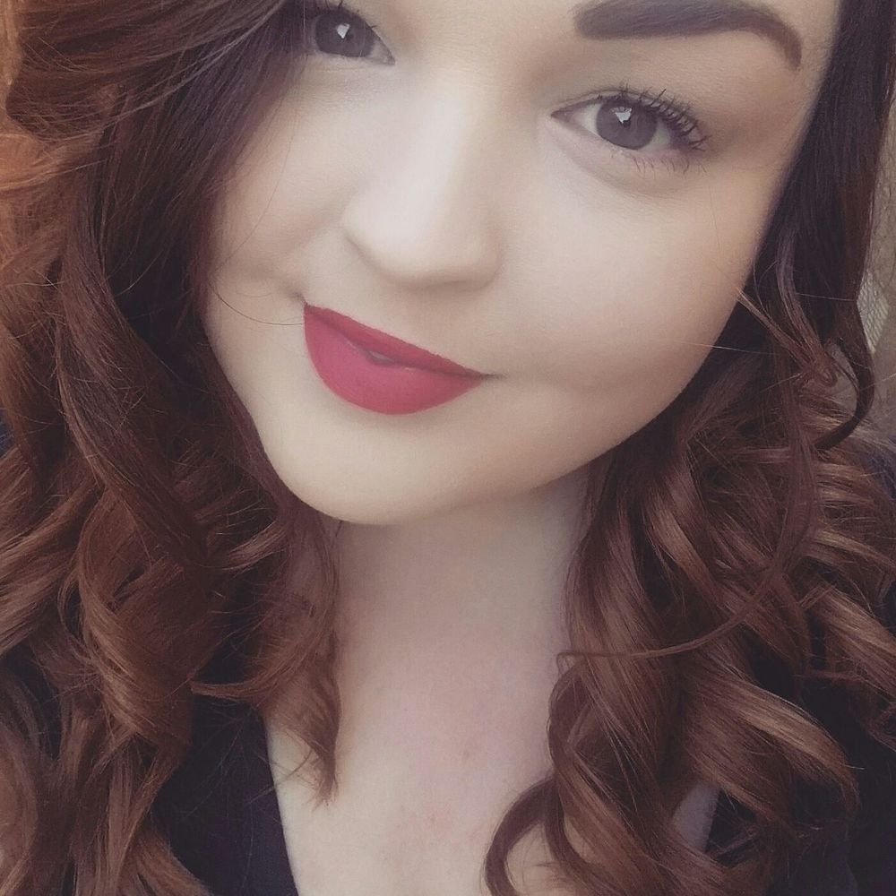 Meet your Posher, Alexis