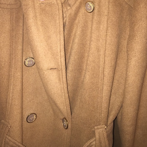 Jacket - Picture 3 of 4