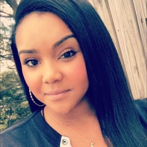 Meet your Posher, Shayla