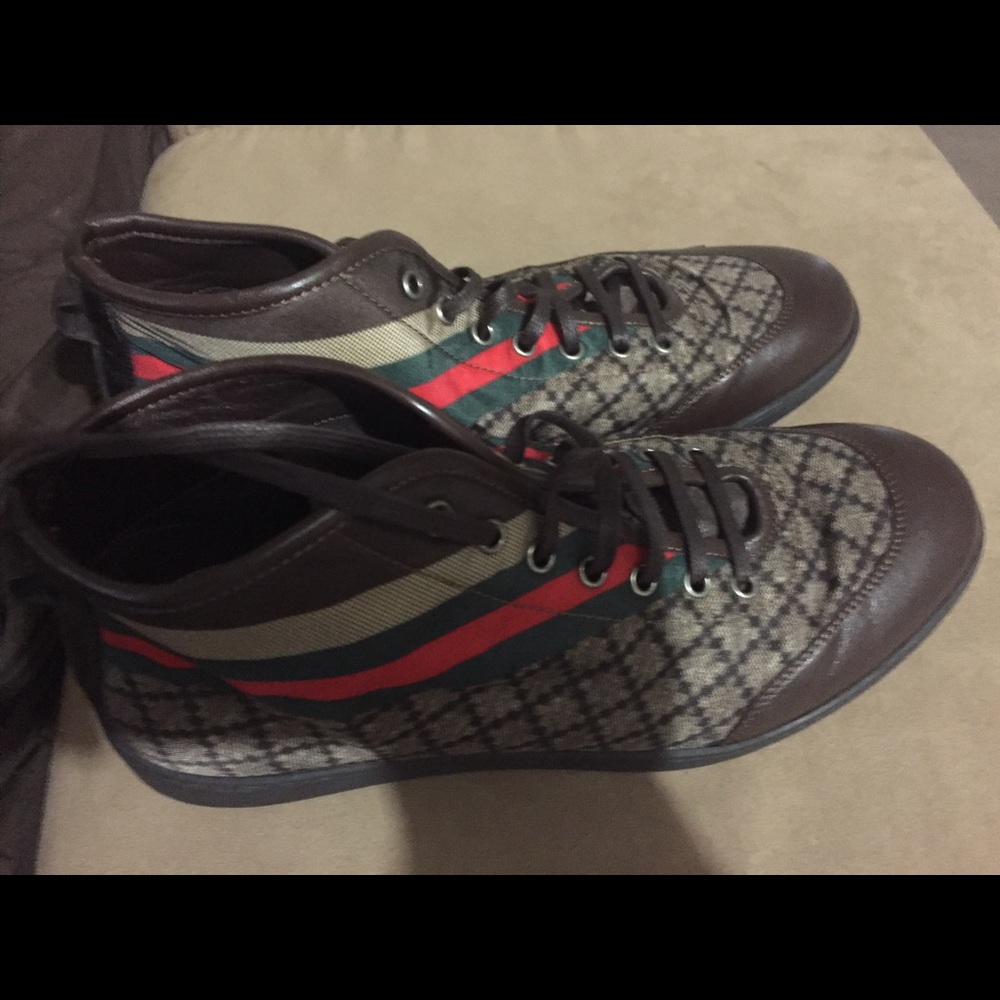 Gucci men shoes. New never used size 9.5
