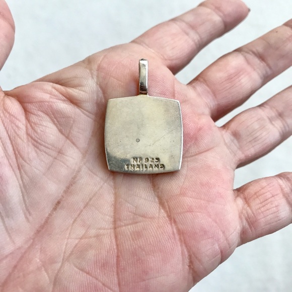 ❌SOLD❌ Ornate sterling silver "M" pendant - Picture 3 of 5