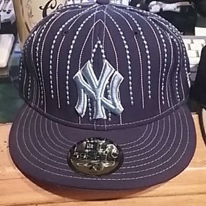 2 New Era Fitted Hats Sz 7 1/8 NY Yankees