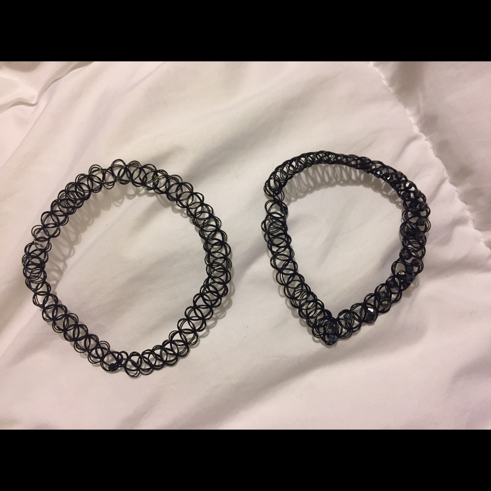 Forever 21 choker set