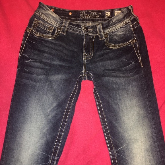Size 27 Miss Me jeans - Picture 3 of 4