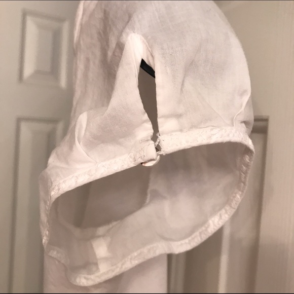 🔴SOLD🔴 Ann Taylor ruffled short sleeve button up - Picture 7 of 8