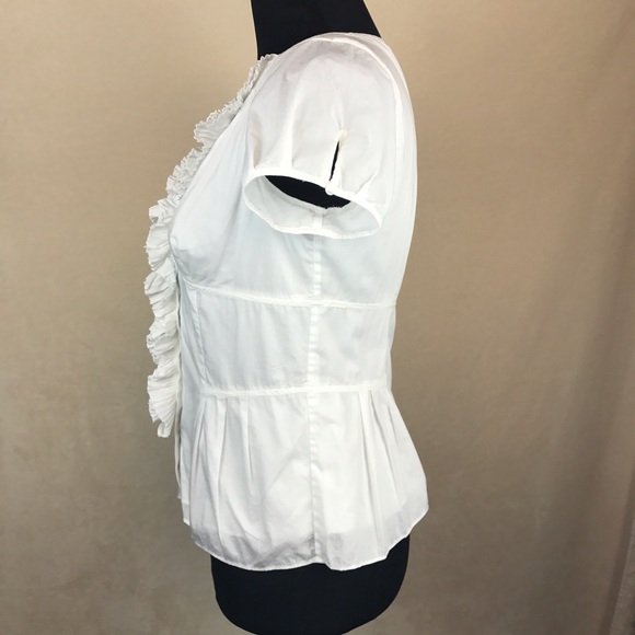 🔴SOLD🔴 Ann Taylor ruffled short sleeve button up - Picture 3 of 8