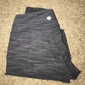 Lululemon yoga pants